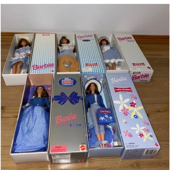 Barbie - LITTLE DEBBIE - Special Edition Collector's Full set of 5 Dolls - Picture 7 of 7